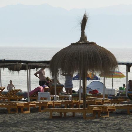 Malaga Paradise Beach Torre de Benagalbon Eksteriør billede